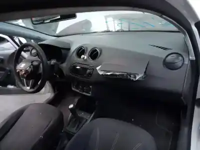 Sloopvoertuig seat                                               ibiza sc (6j1)                                                                                                                                                                                                                                             reference                                                                                                                                                                                                                                                  van het jaar 2010 aangedreven cfwa