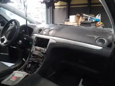 Scrapping Vehicle ford s-max (ca1) trend of the year 2006 powered qywa