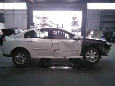 Scrapping Vehicle renault laguna iii dynamique of the year 2010 powered 