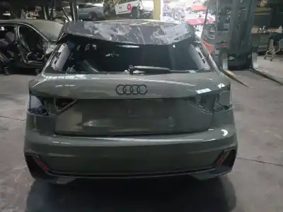 Veículo de Sucata audi a1 sportback (gba) 30 tfsi sline do ano 2021 alimentado dlaa