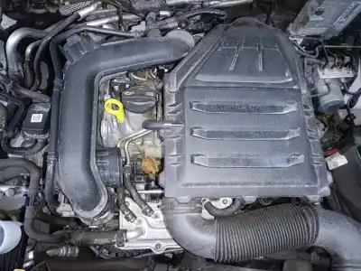 Veículo de Sucata skoda fabia combi familiar comfort do ano 2020 alimentado dkrc