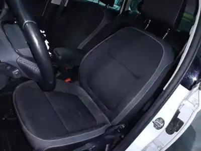 Veículo de Sucata skoda fabia combi familiar comfort do ano 2020 alimentado dkrc
