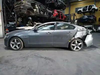 Veicolo di demolizione JAGUAR XE PRESTIGE dell'anno 2019 alimentato 