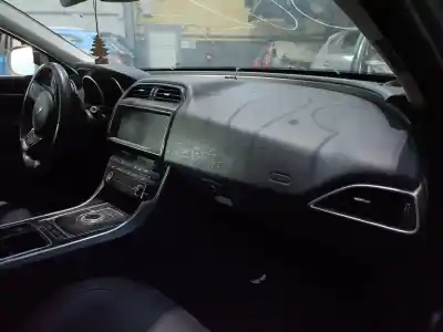 Scrapping Vehicle jaguar xe prestige of the year 2019 powered 