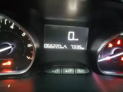 Veículo de Sucata peugeot 2008 (--.2013->) access do ano 2019 alimentado hmr