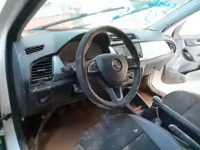 Scrapping Vehicle skoda fabia active of the year 2015 powered chyb