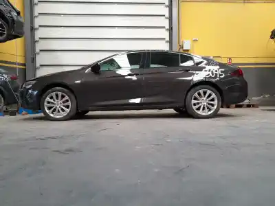 Veículo de Sucata opel insignia insignia b grand sport z18 do ano 2020 alimentado 