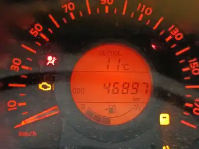 Veículo de Sucata toyota aygo (_b4_) 1.0 (kgb40) do ano 2015 alimentado 1kr-fe