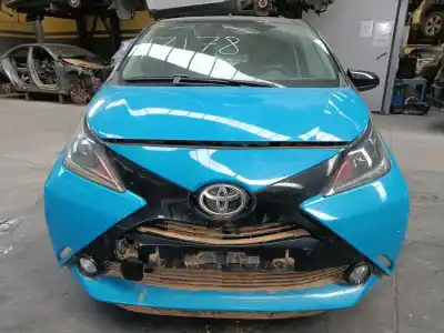 Veículo de Sucata toyota aygo (_b4_) 1.0 (kgb40) do ano 2015 alimentado 1kr-fe
