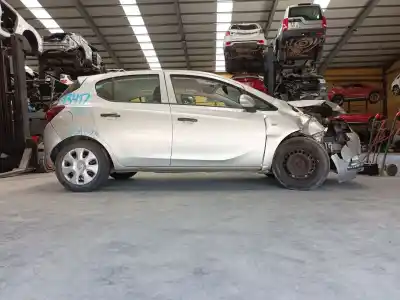 Veículo de Sucata opel corsa e (x15) 1.4 (08, 68) do ano 2018 alimentado b 14 xel,d 14 xel