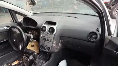 Veículo de Sucata opel corsa d (2006-2015) do ano 2011 alimentado 