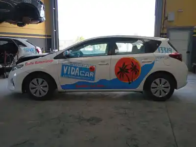 Veículo de Sucata toyota auris (_e18_) 1.4 d-4d (nde180_) do ano 2014 alimentado 1ndtv