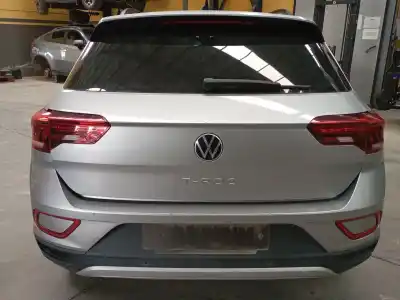 Veicolo di demolizione volkswagen t-roc (a11, d11) 2.0 tdi scr dell'anno 2022 alimentato dtrd