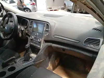 Scrapping Vehicle renault megane iv fastback (b9a/m/n_) 1.5 dci 110 (b9a3) of the year 2017 powered k9k656