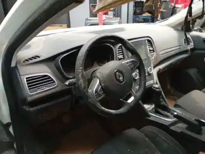 Scrapping Vehicle renault megane iv fastback (b9a/m/n_) 1.5 dci 110 (b9a3) of the year 2017 powered k9k656
