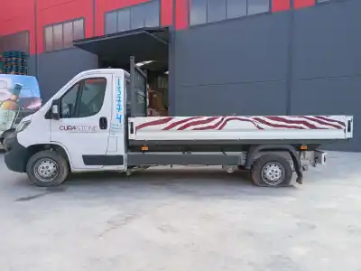 Здавання транспортного засобу peugeot boxer caja/chasis 2.2 bluehdi 140 року 2023 потужний 4hb (dw12rud)