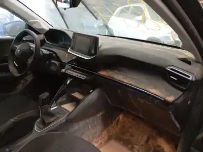 Здавання транспортного засобу peugeot 208 ii (ub_, up_, uw_, uj_) 1.2 puretech 75 року 2020 потужний hmh