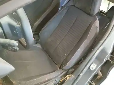 Здавання транспортного засобу peugeot 208 ii (ub_, up_, uw_, uj_) 1.2 puretech 75 року 2020 потужний hmh