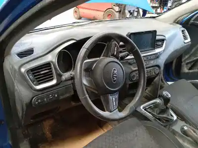 Veículo de Sucata kia cee'd (jd) 1.4 mpi do ano 2019 alimentado g4lc