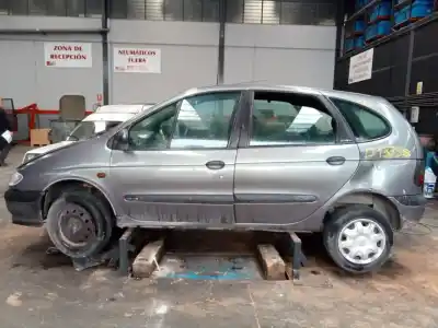 Sloopvoertuig renault megane scenic (ja0/1_) 1.9 dti (ja0n) van het jaar 1999 aangedreven f9q 730,f9q 734,f9q 736