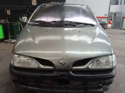 Sloopvoertuig renault megane scenic (ja0/1_) 1.9 dti (ja0n) van het jaar 1999 aangedreven f9q 730,f9q 734,f9q 736