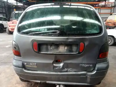 Sloopvoertuig renault megane scenic (ja0/1_) 1.9 dti (ja0n) van het jaar 1999 aangedreven f9q 730,f9q 734,f9q 736