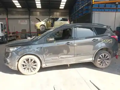 Hurda Aracı FORD KUGA II (DM2)  Yılın 2018 güçlü M8MA,M8MB,M8MC,M8MD,M8ME