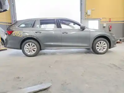 Здавання транспортного засобу skoda octavia combi (nx5) 2.0 tdi року 2025 потужний dxdb