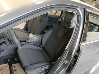 Здавання транспортного засобу skoda octavia combi (nx5) 2.0 tdi року 2025 потужний dxdb