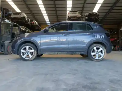 Scrapping Vehicle VOLKSWAGEN T-CROSS (C11)  of the year 2022 powered DLAA
