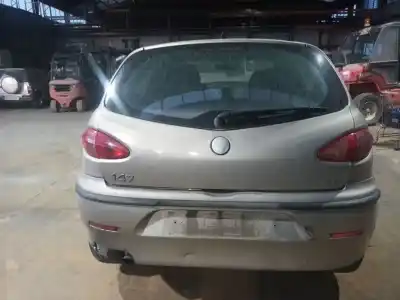 Sloopvoertuig alfa romeo 147 (937_) 1.9 jtd (937.axd1a, 937.bxd1a) van het jaar 2004 aangedreven 937 a2.000,939 a7.000