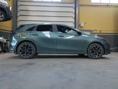 Sloopvoertuig kia ceed (cd) 1.0 t-gdi van het jaar 2024 aangedreven g3lc,g3le