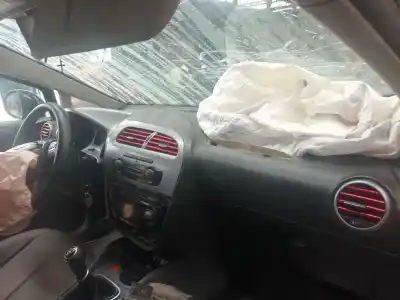 Veículo de Sucata seat leon (1p1) 1.9 tdi do ano 2005 alimentado bls