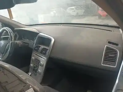 Scrapping Vehicle volvo xc60 i suv (156) d3 of the year 2017 powered d 4204 t4