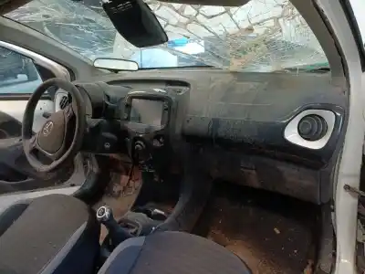 Veicolo di demolizione toyota aygo (_b4_) 1.0 (kgb40) dell'anno 2018 alimentato 1kr-fe