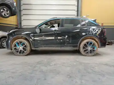 Здавання транспортного засобу lynk & co 01 phev року 2022 потужний 