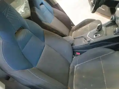 Здавання транспортного засобу lynk & co 01 phev року 2022 потужний 