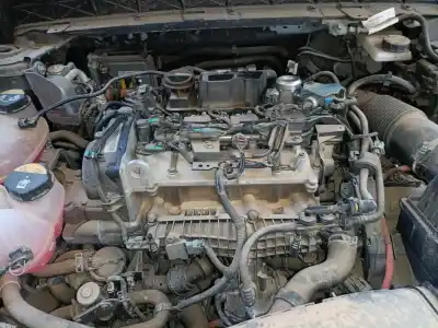 Здавання транспортного засобу lynk & co 01 phev року 2022 потужний 