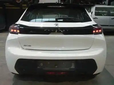 Veicolo di demolizione peugeot 208 ii (ub_, up_, uw_, uj_) 1.2 puretech 75 dell'anno 2022 alimentato hmh