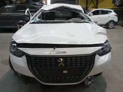 Veicolo di demolizione peugeot 208 ii (ub_, up_, uw_, uj_) 1.2 puretech 75 dell'anno 2022 alimentato hmh