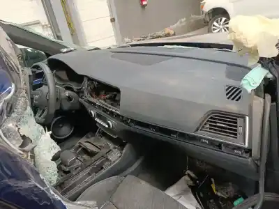 Veículo de Sucata audi q5 (fyb, fyg) 55 tfsi e quattro do ano 2024 alimentado drya