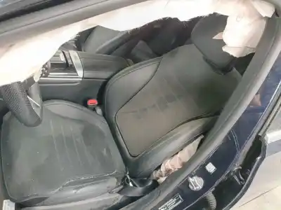 Sloopvoertuig mercedes-benz clase c (w206) c 220 d (206.016, 206.004) van het jaar 2023 aangedreven om 654.820