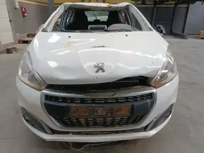 Verschrottungsfahrzeug peugeot 208 i (ca_, cc_) 1.2 vti 82 des jahres 2016 angetrieben hmr