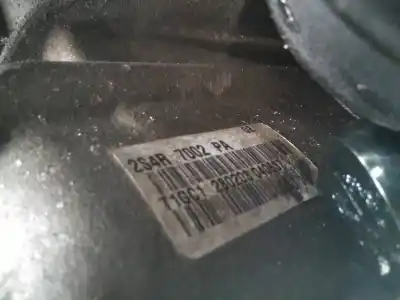 Véhicule à la ferraille ford focus berlina (cak) * de l'année 2003 alimenté 