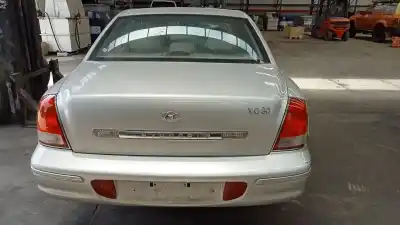 Sloopvoertuig hyundai xg (xg) 250 van het jaar 2001 aangedreven g6bv