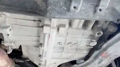 Sloopvoertuig hyundai xg (xg) 250 van het jaar 2001 aangedreven g6bv