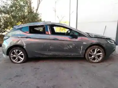 Verschrottungsfahrzeug OPEL ASTRA K LIM. 5TÜRIG Dynamic des Jahres 2019 angetrieben B14XFL