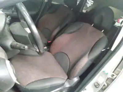 Vehicul casat nissan note (e11e) tekna al anului 2010 alimentat k9k276