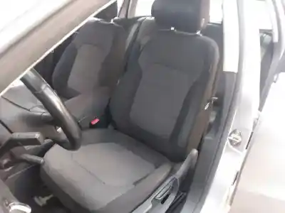 Veicolo di demolizione volkswagen passat variant (365) edition bluemotion dell'anno 2013 alimentato cffb