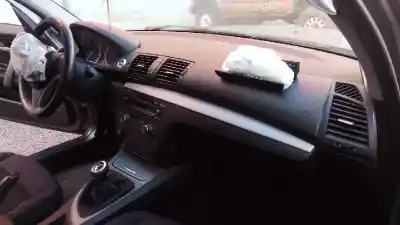 Veículo de Sucata bmw serie 1 berlina (e81/e87) 118d do ano 2010 alimentado n47d20c